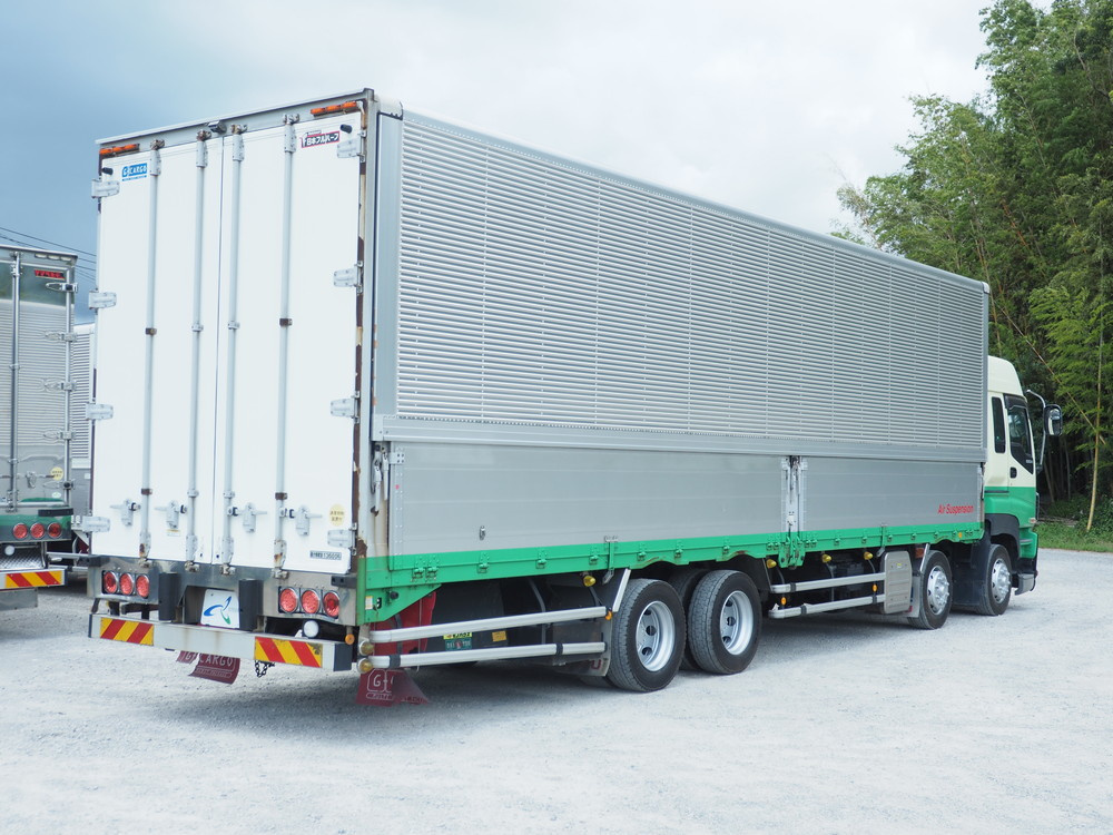 いすゞ ギガ ウイング車 大型 QKG-CYJ77A 年式 H26[写真06]