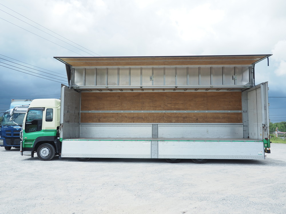 いすゞ ギガ ウイング車 大型 QKG-CYJ77A 年式 H26[写真16]