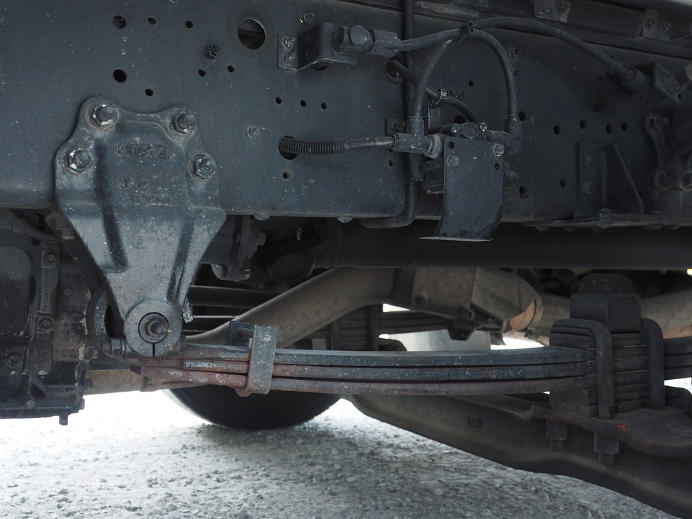 いすゞ ギガ ウイング車 大型 QKG-CYJ77A 年式 H26[写真30]