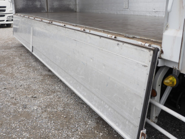 いすゞ フォワード ウイング車 中型 PKG-FRR90S2 年式 H22 [写真24]