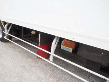 いすゞ フォワード 冷凍バン 中型 PDG-FRR34T2 年式 H22 [写真12]