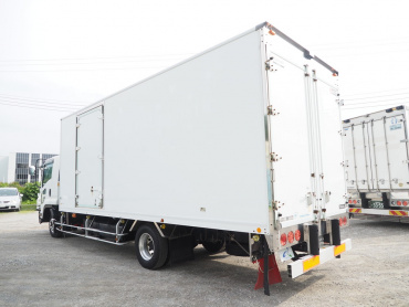 いすゞ フォワード 冷凍バン 中型 PDG-FRR34T2 年式 H22 [写真07]