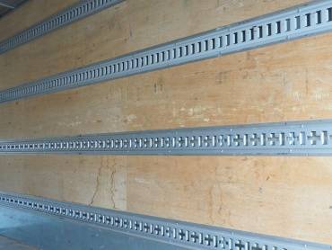 いすゞ エルフ バン車 小型 TPG-NPR85AN 年式 H28 [写真21]