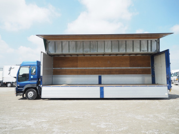 いすゞ ギガ ウイング車 大型 LKG-CYJ77A 年式 H23 [写真16]