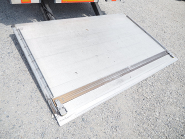 日野 グランドプロフィア ウイング車 大型 BKG-FW1EXYG 年式 H20 [写真34]