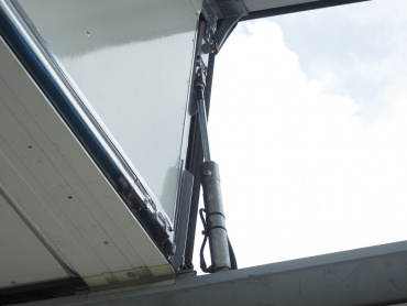 日野 グランドプロフィア 冷凍ウイング 大型 QKG-FW1EXBJ 年式 H25 [写真21]