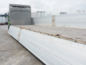 いすゞ ギガ 平ボディ 大型 LKG-CYJ77A 年式 H23 [写真18]