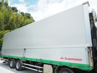 いすゞ ギガ ウイング車 大型 QKG-CYJ77A 年式 H26 [写真09]