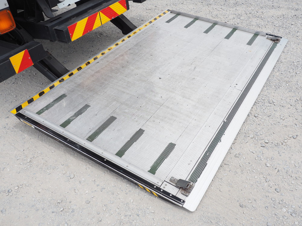 三菱ふそう スーパーグレート ウイング車 大型 LKG-FS54VZ 年式 H23[写真28]