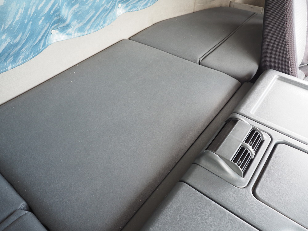 三菱ふそう スーパーグレート ウイング車 大型 LKG-FS54VZ 年式 H23[写真40]