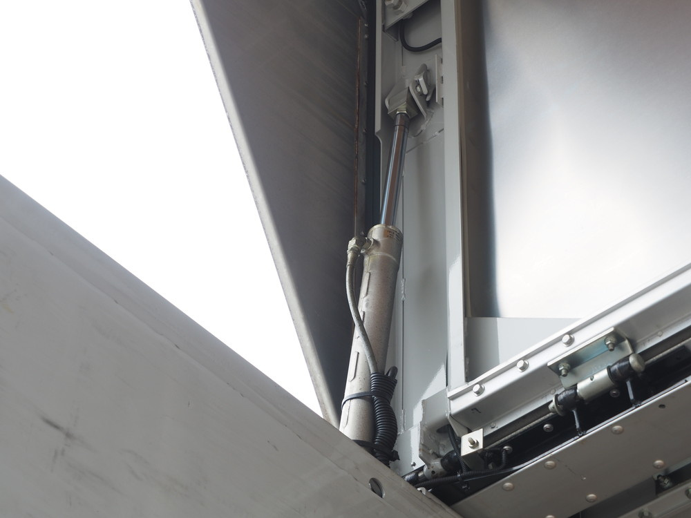 いすゞ フォワード ウイング車 中型 SKG-FRR90T2 年式 H24[写真21]