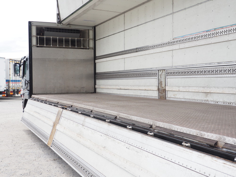 三菱ふそう スーパーグレート 冷凍ウイング 大型 PJ-FS54JVZ 年式 H17[写真27]