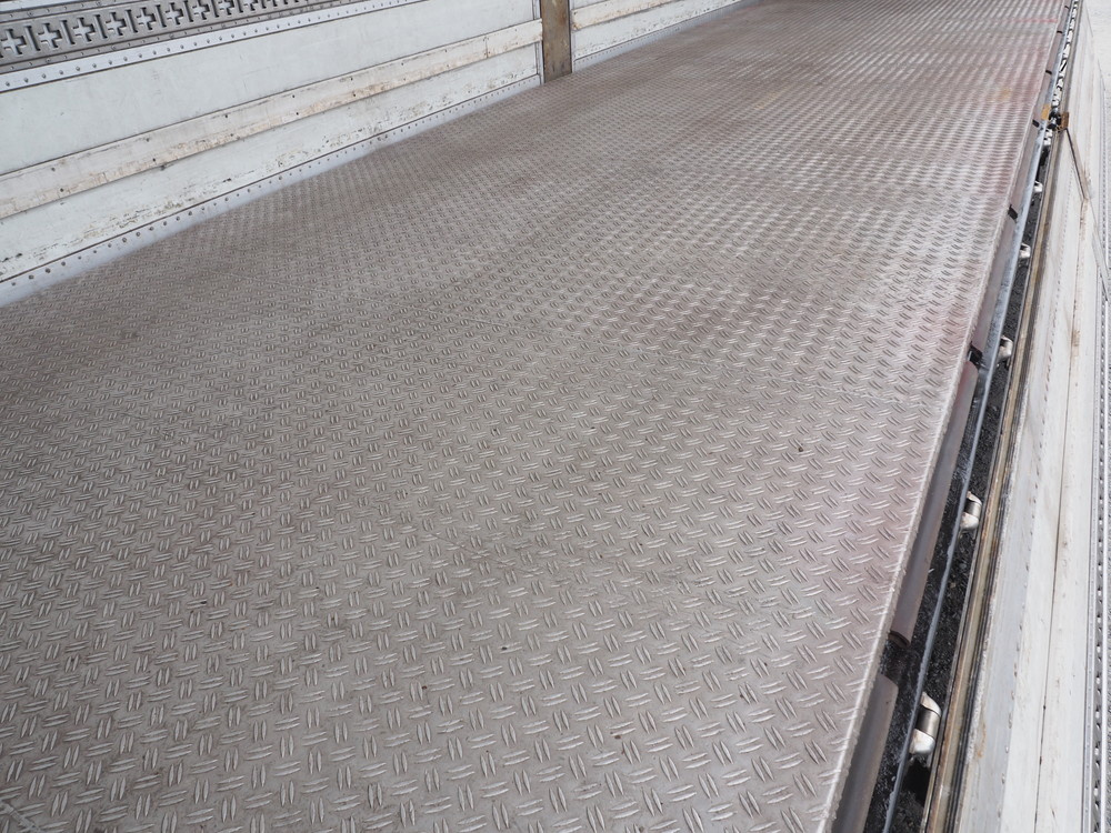 三菱ふそう スーパーグレート 冷凍ウイング 大型 PJ-FS54JVZ 年式 H17[写真30]