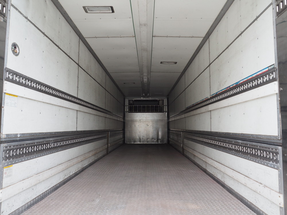 三菱ふそう スーパーグレート 冷凍ウイング 大型 PJ-FS54JVZ 年式 H17[写真32]