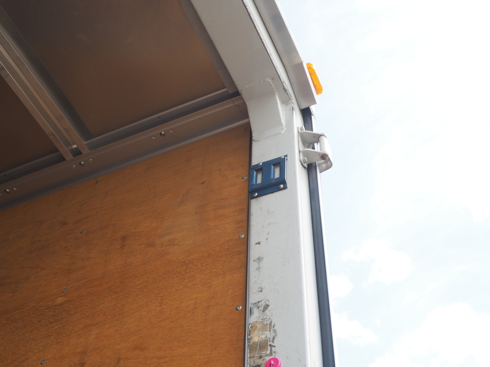 いすゞ フォワード ウイング車 中型 PKG-FRR90S2 年式 H22[写真38]