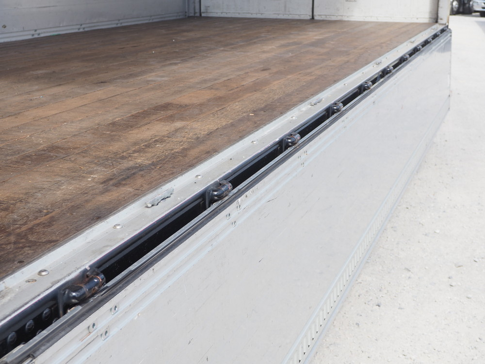 いすゞ フォワード ウイング車 中型 PKG-FRR90S2 年式 H22[写真25]