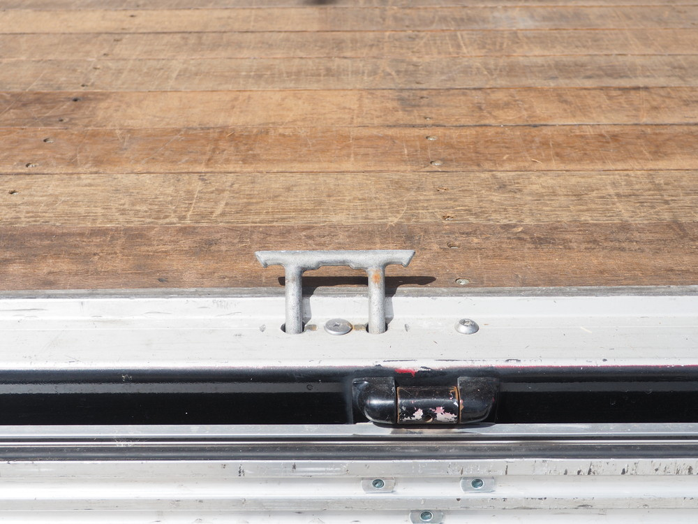 いすゞ フォワード ウイング車 中型 PKG-FRR90S2 年式 H22[写真29]