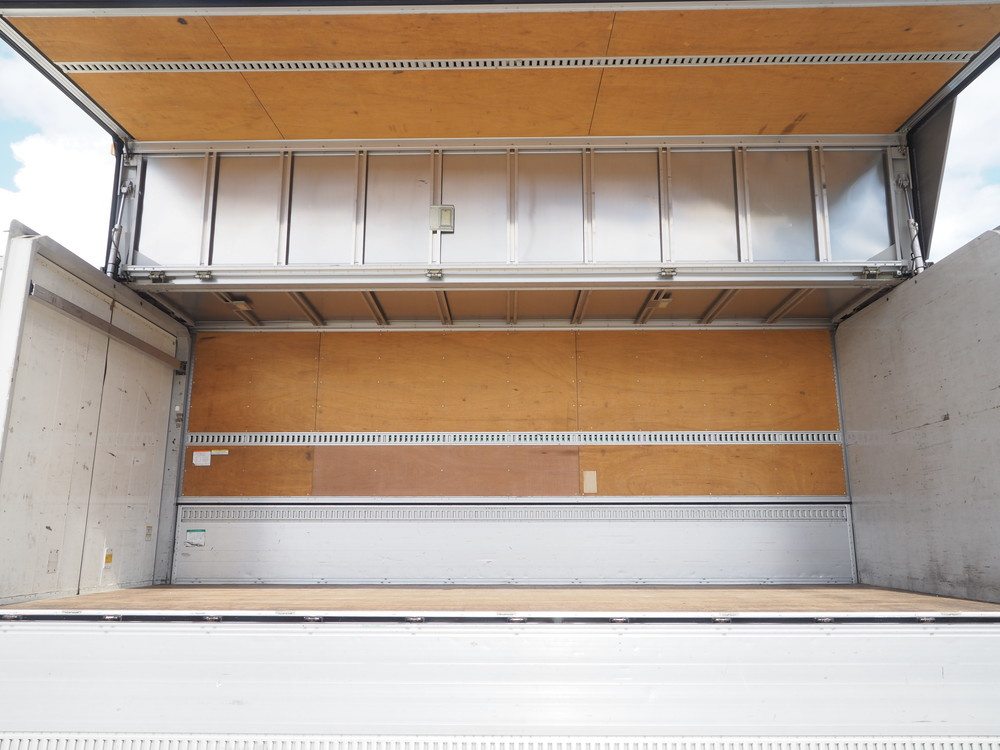 いすゞ フォワード ウイング車 中型 PKG-FRR90S2 年式 H22[写真13]