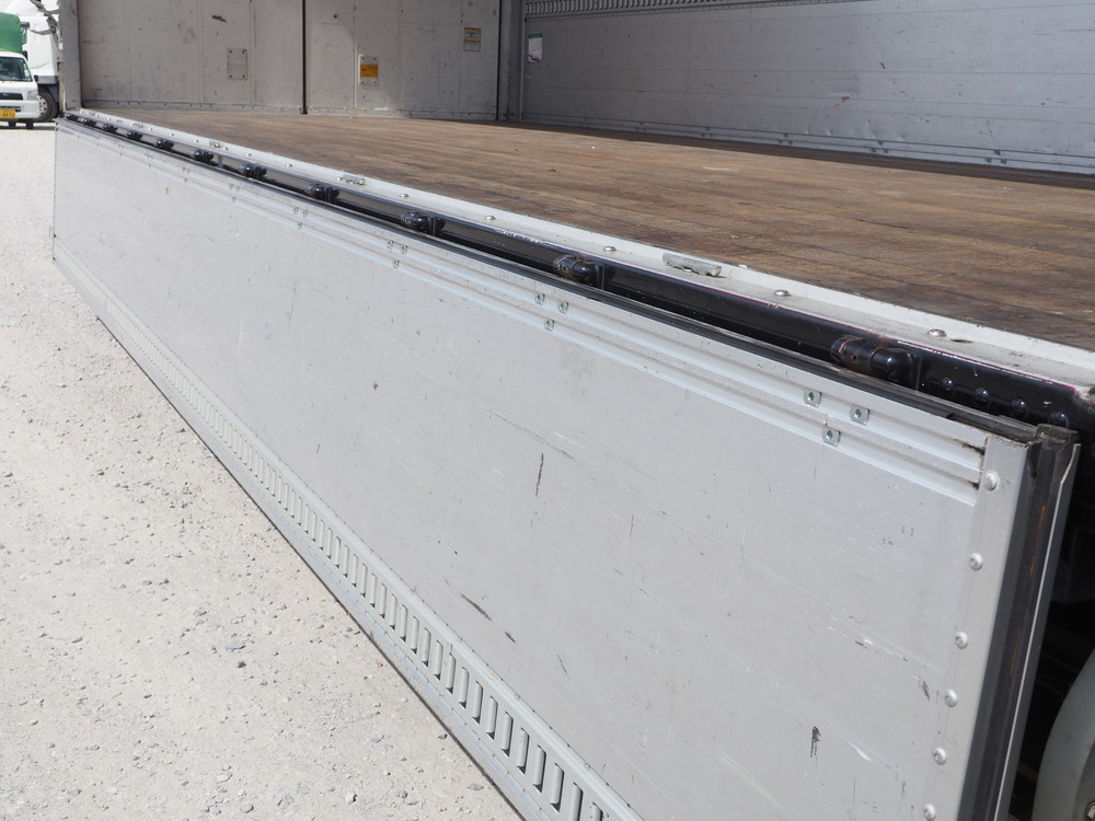 いすゞ フォワード ウイング車 中型 PKG-FRR90S2 年式 H22[写真24]