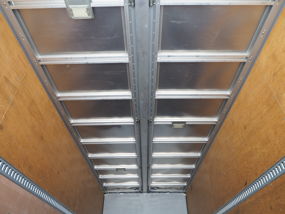 いすゞ フォワード ウイング車 中型 PKG-FRR90S2 年式 H22[写真32]