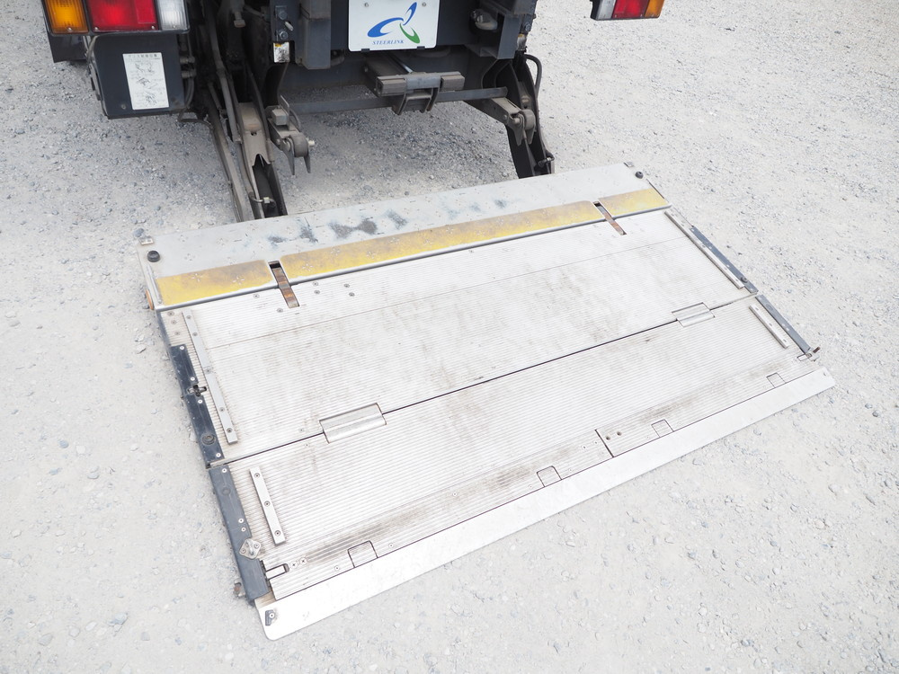 いすゞ エルフ 冷凍バン 小型 SKG-NPR85AN 年式 H24[写真16]