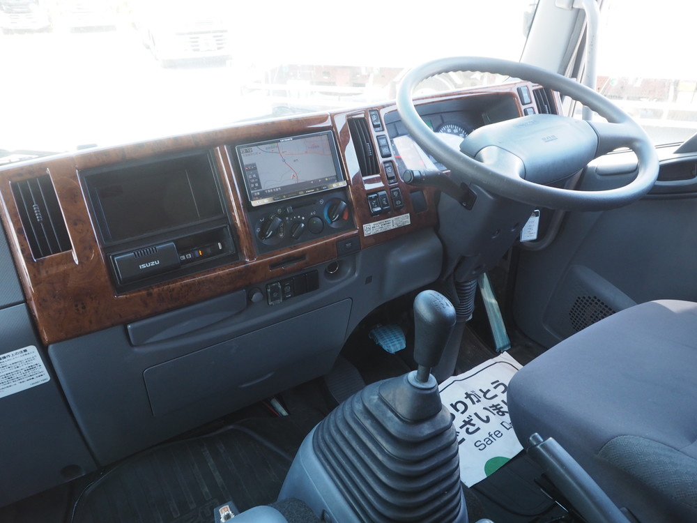 いすゞ フォワード ウイング車 中型 TKG-FRR90T2 年式 H26[写真33]