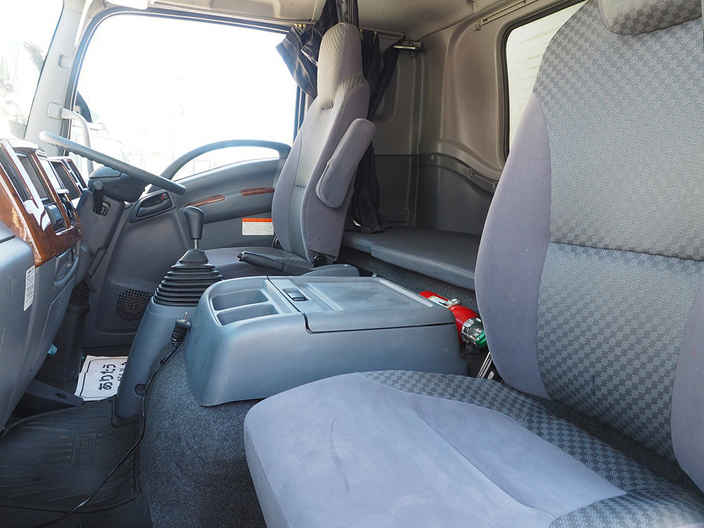 いすゞ フォワード ウイング車 中型 TKG-FRR90T2 年式 H26[写真40]