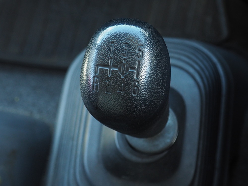 いすゞ フォワード ウイング車 中型 TKG-FRR90S2 年式 H25[写真34]