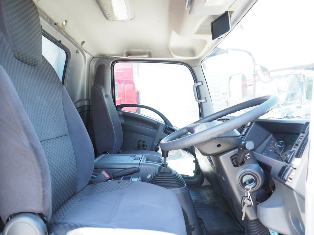 いすゞ フォワード ウイング車 中型 TKG-FRR90S2 年式 H25[写真31]