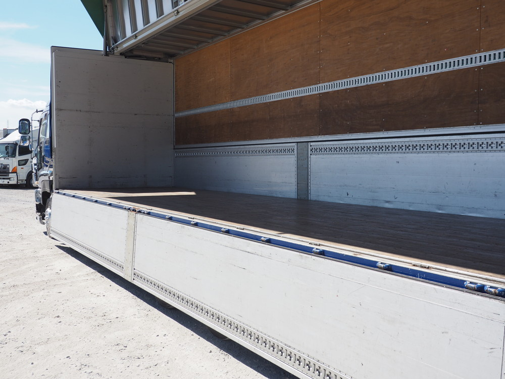 いすゞ ギガ ウイング車 大型 LKG-CYJ77A 年式 H23[写真23]