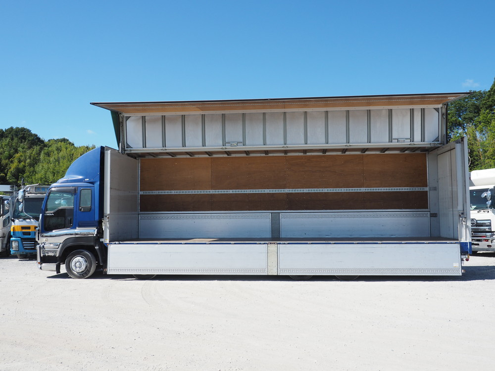 いすゞ ギガ ウイング車 大型 LKG-CYJ77A 年式 H23[写真20]