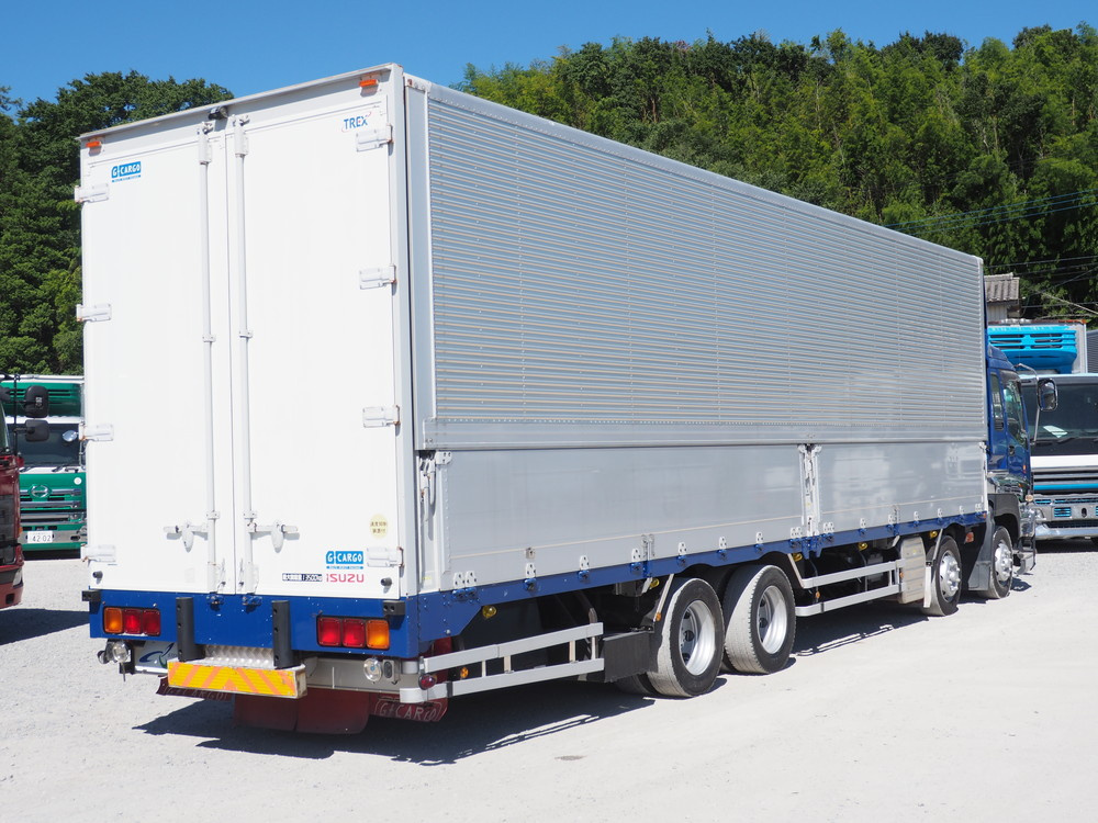 いすゞ ギガ ウイング車 大型 LKG-CYJ77A 年式 H23[写真06]