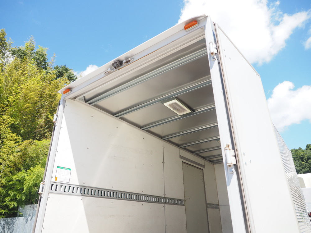 いすゞ エルフ バン車 小型 TKG-NLR85AN 年式 H25[写真17]