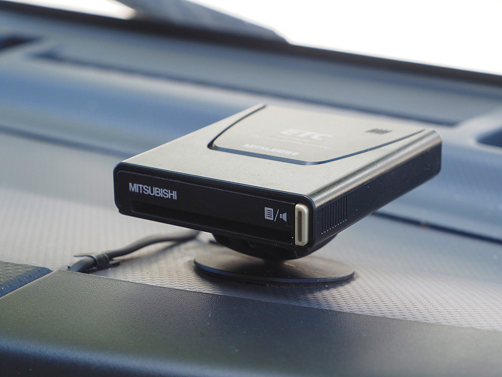 いすゞ エルフ バン車 小型 TKG-NLR85AN 年式 H25[写真26]