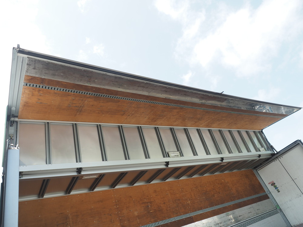 日野 グランドプロフィア ウイング車 大型 BKG-FW1EXYG 年式 H21[写真19]