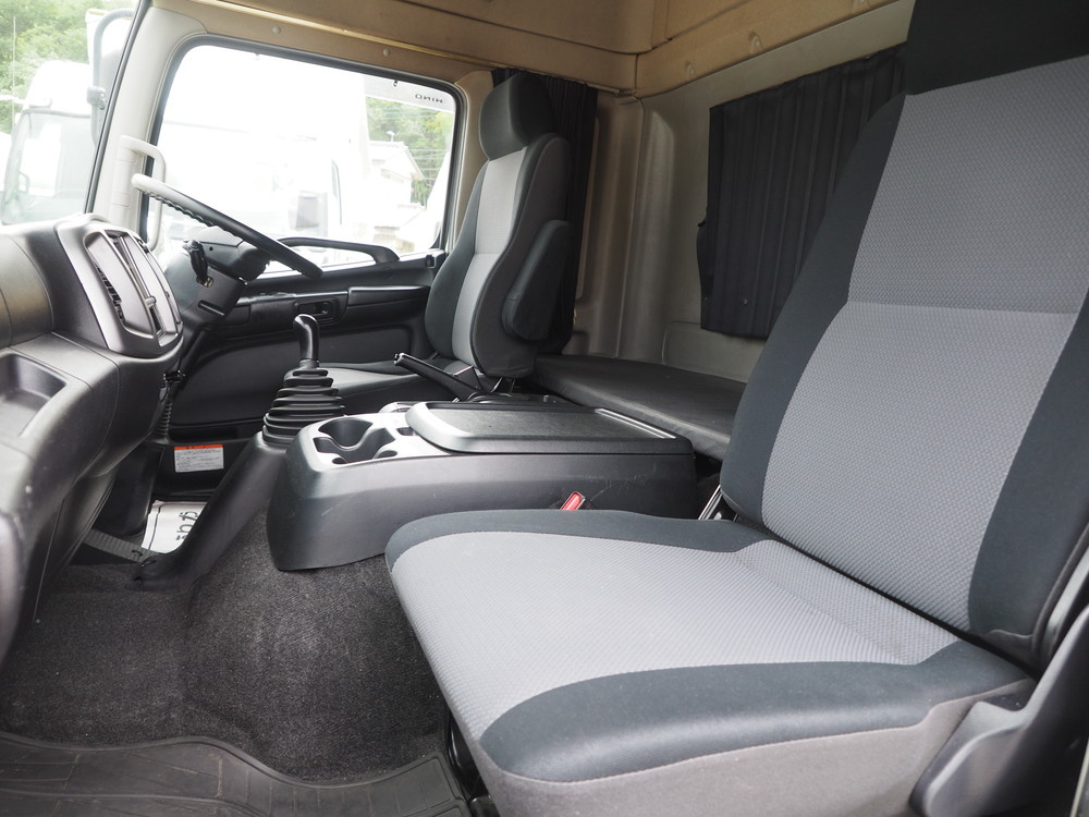 日野 レンジャー ウイング車 中型 TKG-FD7JPAG 年式 H28[写真42]