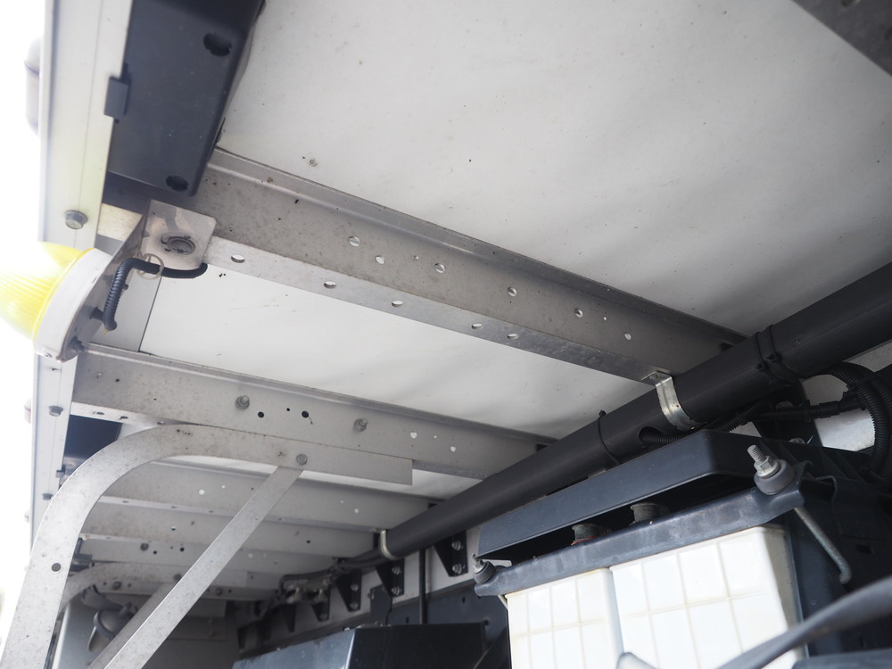 三菱ふそう ファイター ウイング車 中型 TKG-FK64F 年式 H29[写真42]