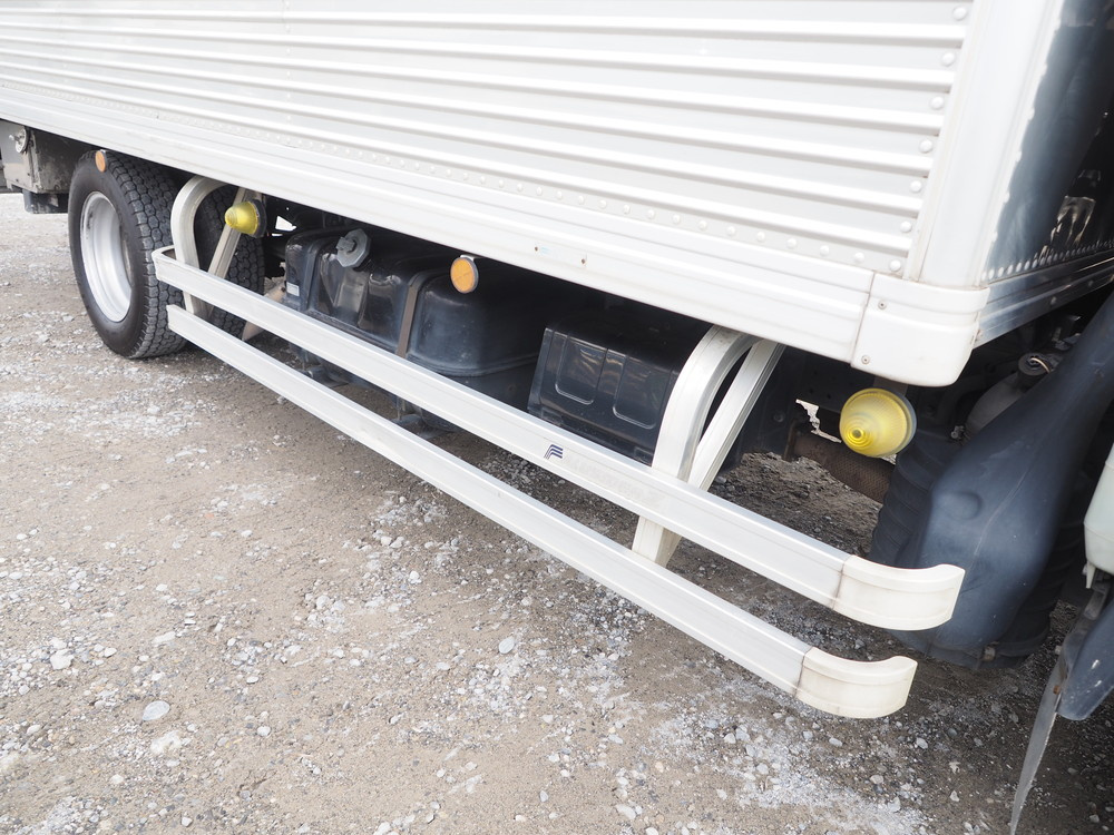 いすゞ エルフ バン車 小型 BKG-NPR85AN 年式 H23[写真11]