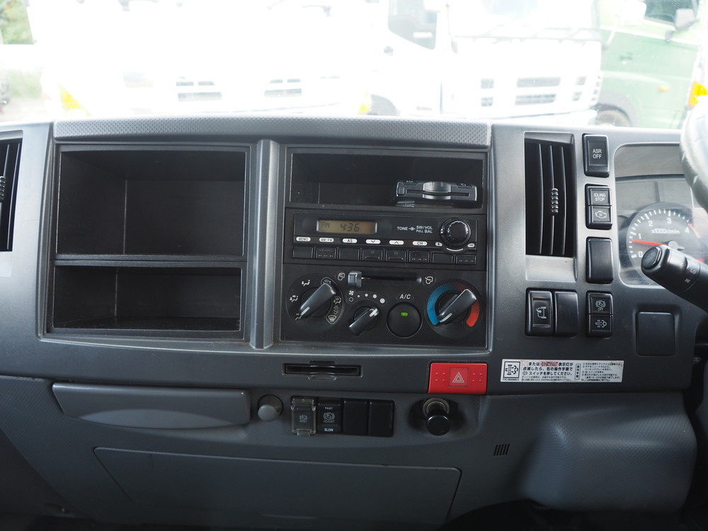 いすゞ エルフ バン車 小型 BKG-NPR85AN 年式 H23[写真21]