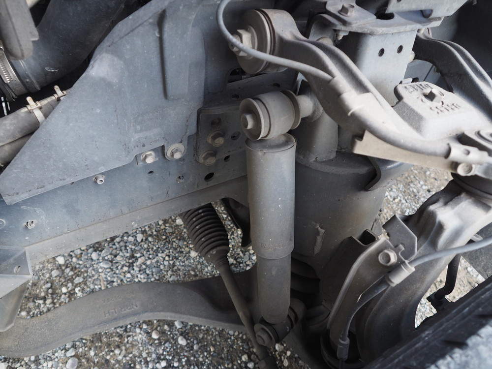 いすゞ エルフ バン車 小型 BKG-NPR85AN 年式 H23[写真28]