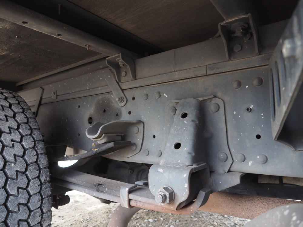 いすゞ エルフ バン車 小型 BKG-NPR85AN 年式 H23[写真31]