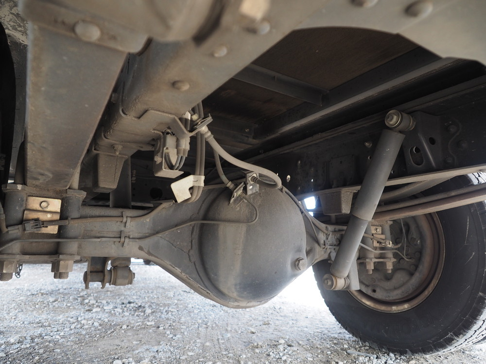 いすゞ エルフ バン車 小型 BKG-NPR85AN 年式 H23[写真26]