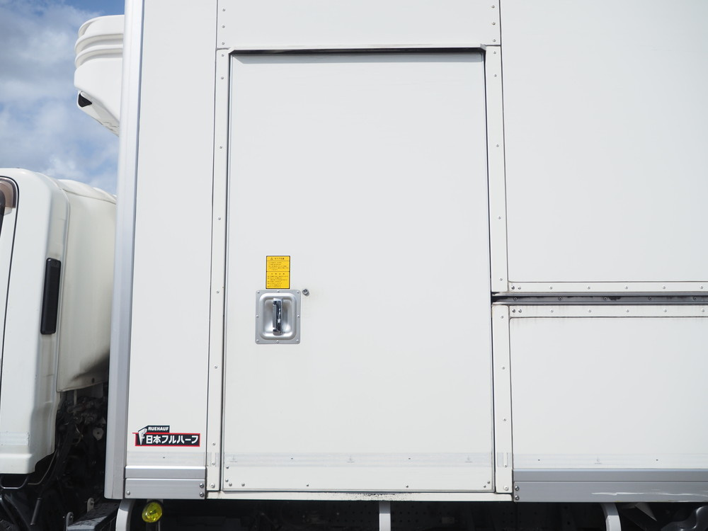 いすゞ エルフ 冷凍バン 小型 TKG-NPR85AN 年式 H26[写真13]