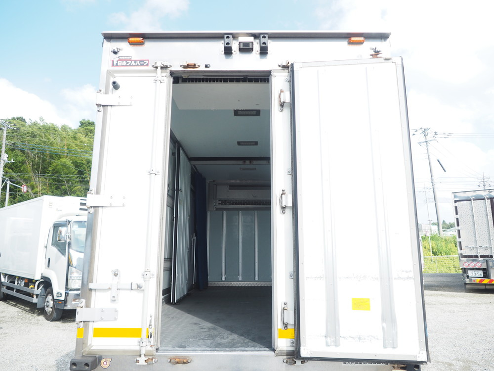 いすゞ エルフ 冷凍バン 小型 TKG-NPR85AN 年式 H26[写真17]