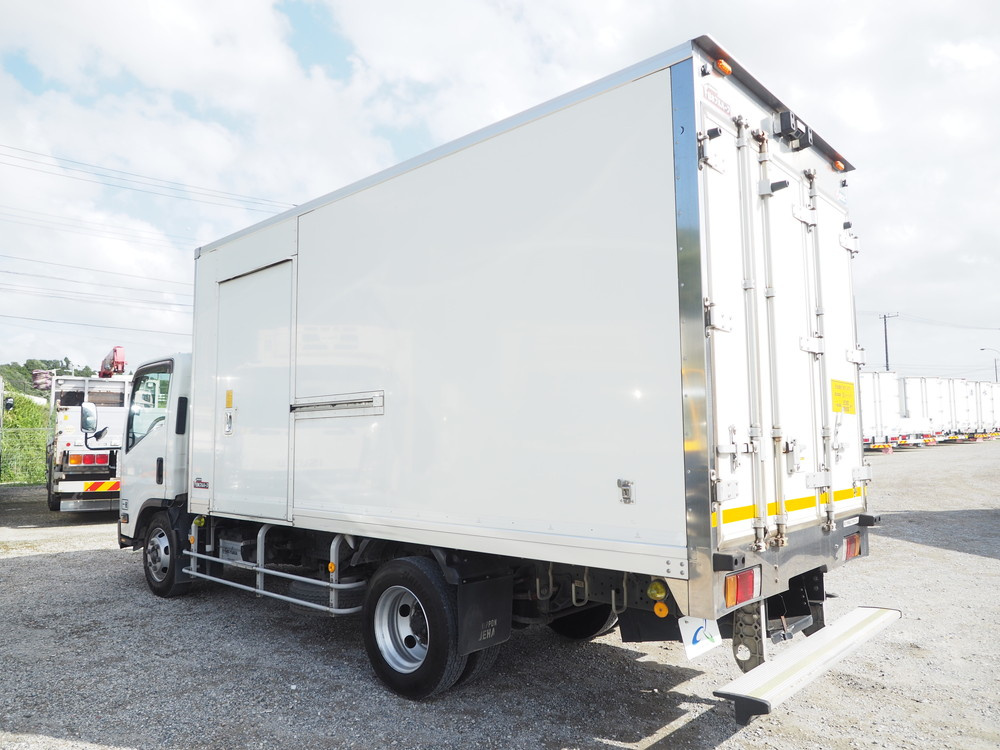 いすゞ エルフ 冷凍バン 小型 TKG-NPR85AN 年式 H26[写真07]