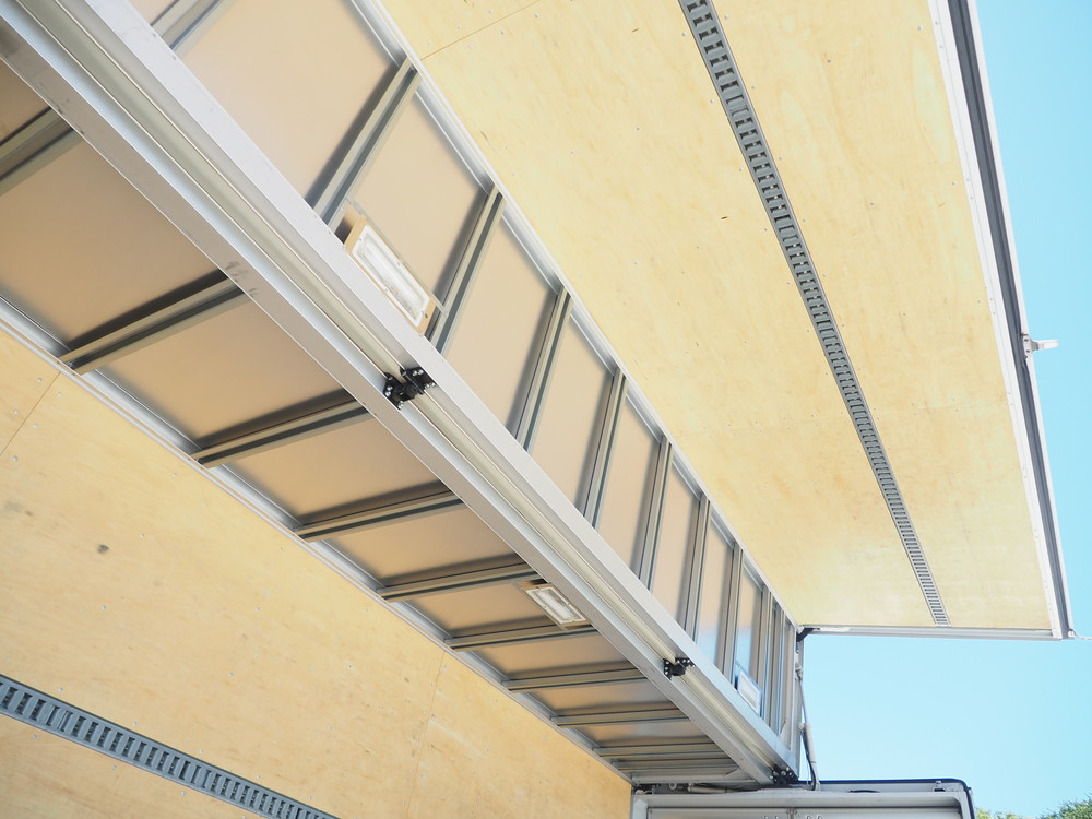 日野 レンジャー ウイング車 中型 BKG-FD7JLYA 年式 H22[写真20]