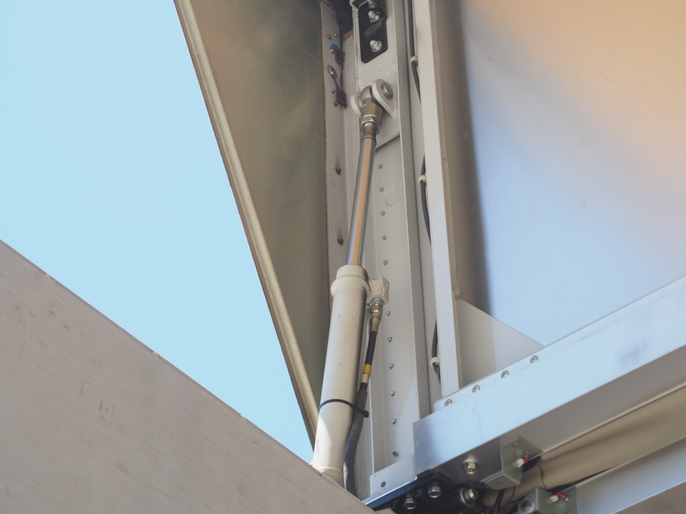 日野 レンジャー ウイング車 中型 BKG-FD7JLYA 年式 H22[写真16]