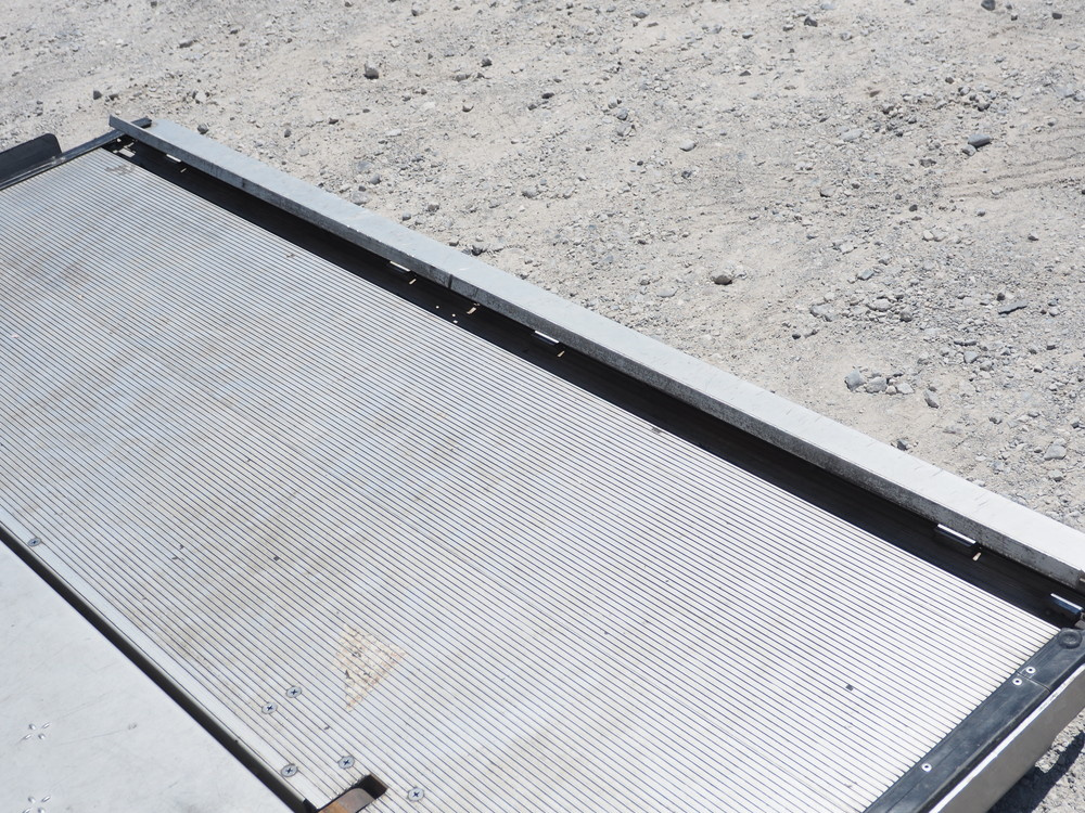 いすゞ フォワード 冷凍バン 中型 SKG-FRR90T2 年式 H24[写真27]