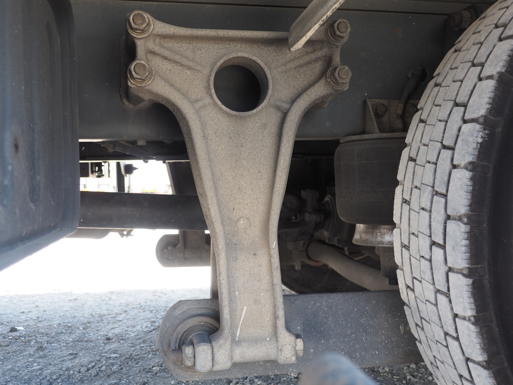 いすゞ フォワード 冷凍バン 中型 SKG-FRR90T2 年式 H24[写真39]