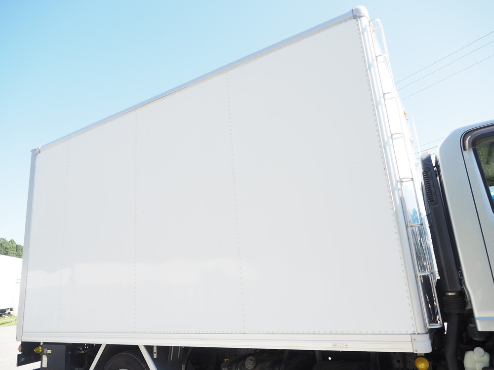 いすゞ エルフ バン車 小型 TPG-NPR85AN 年式 H28[写真09]